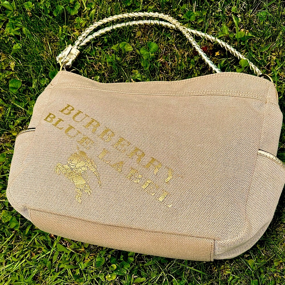 GUC Burberry Blue Label Beige with gold trim Canvas Shoulder bag, pink interior - Picture 4 of 16